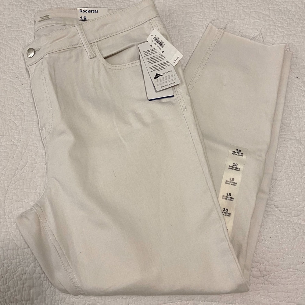 NWT Old Navy Women’s Skinny Jeans